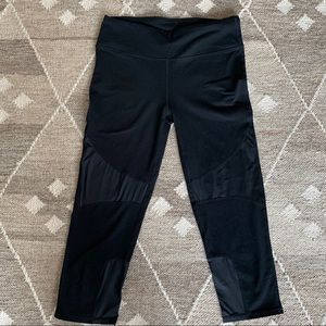 Fabletics Cropped Leggings
